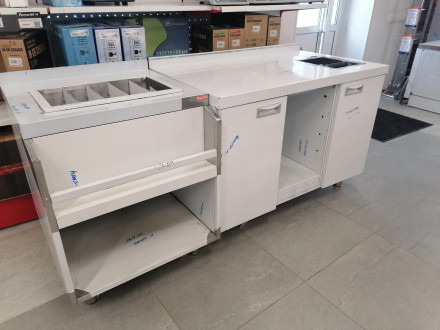 Стол для корзин с бокалами и крылом под посудомойку Hicold НБМКБКП-12/7БЛ